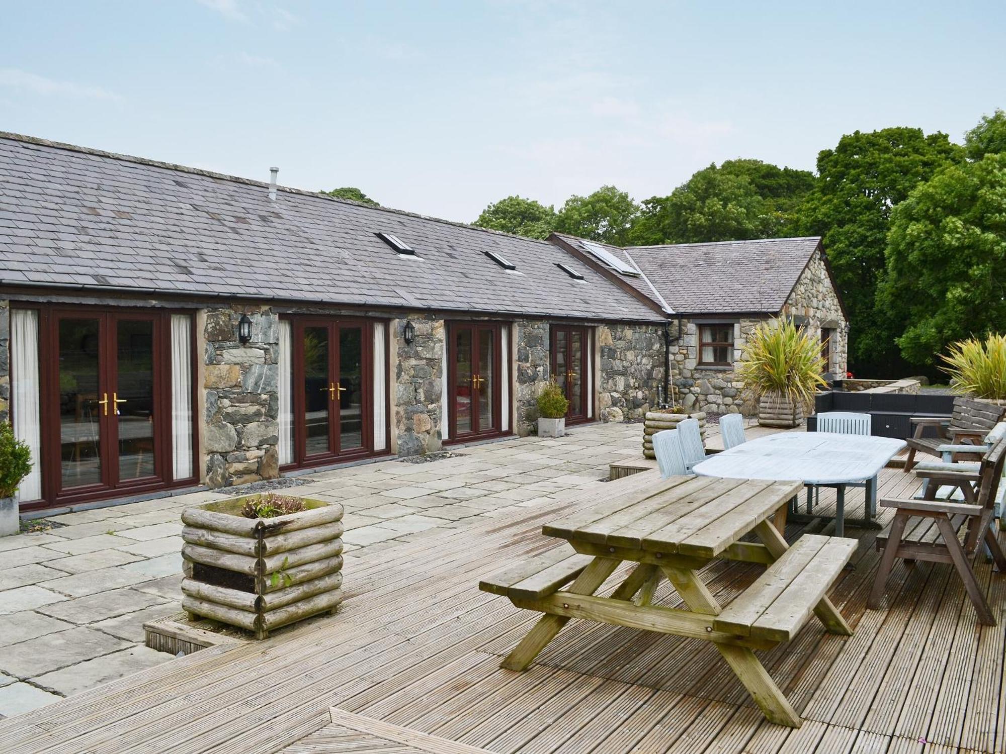 Llanwnda Glanrafon Isafヴィラ エクステリア 写真